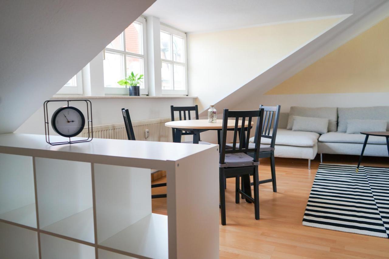 Apartment Fullhouse - - H12 - Marketplace