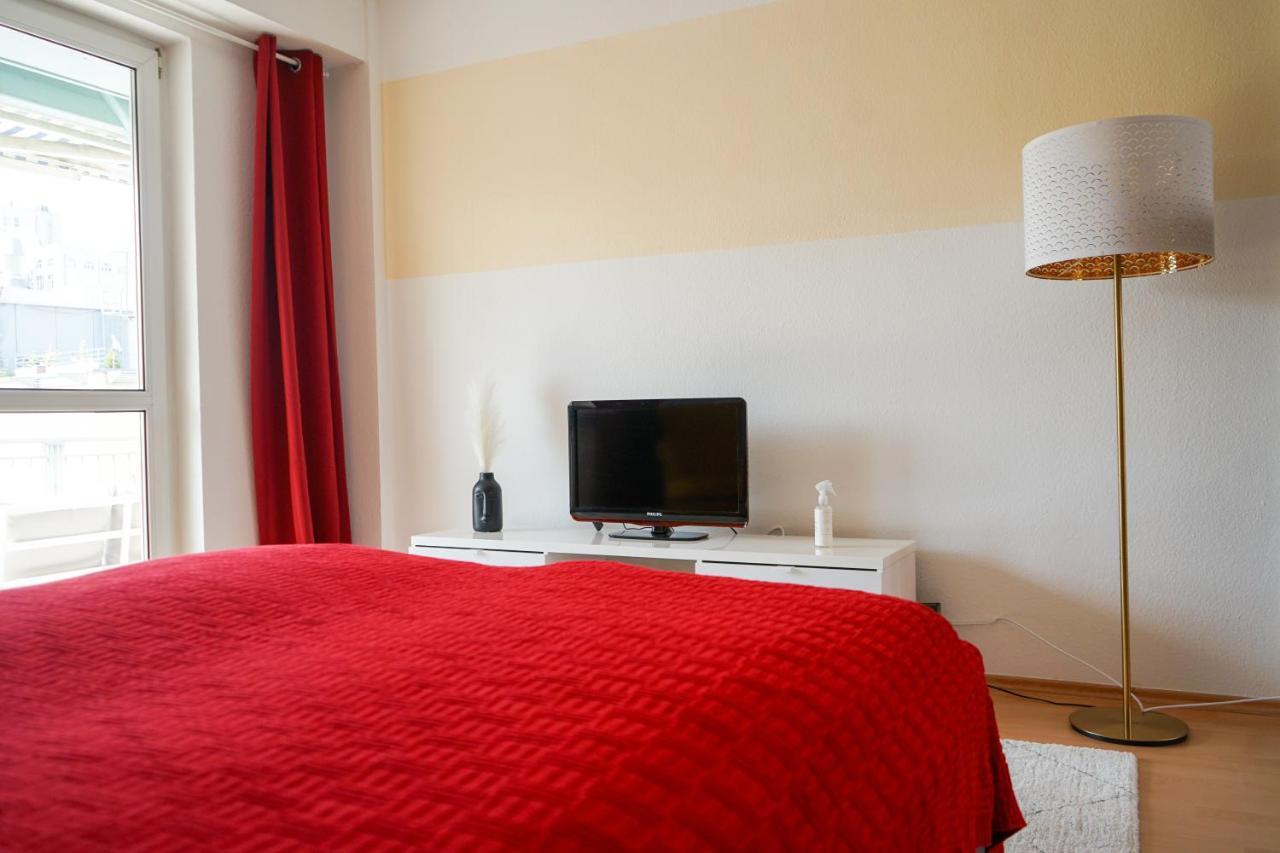 Apartment Fullhouse - - H12 - Marketplace *