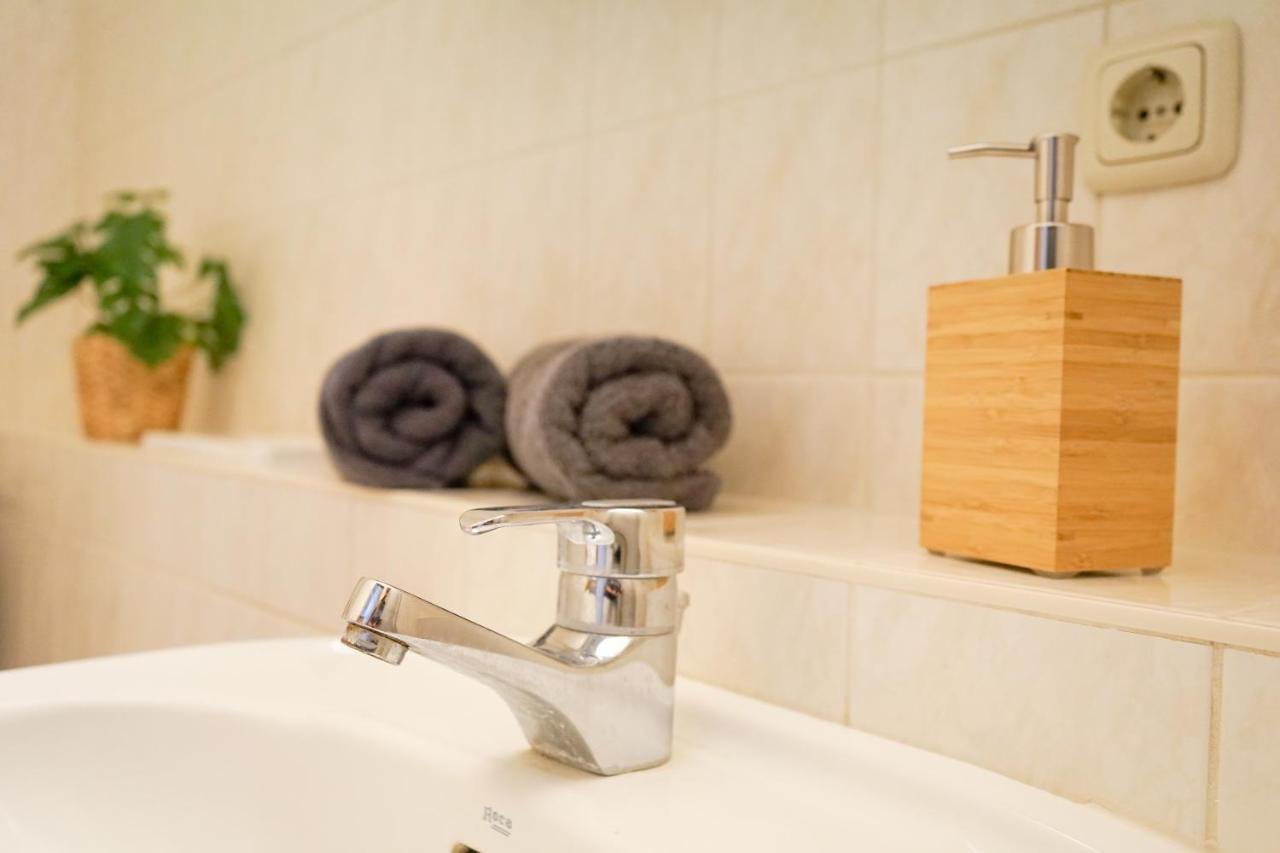 Full House Premium - Holzmarkt - Wifi&netflix Inkl. Appartement